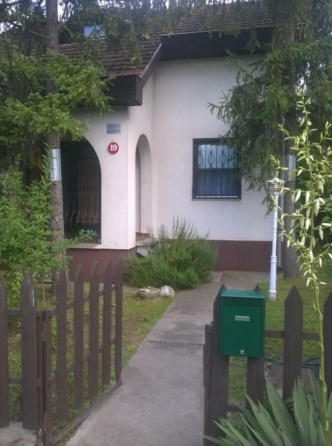 Zenith Apartman Gárdony Exterior photo